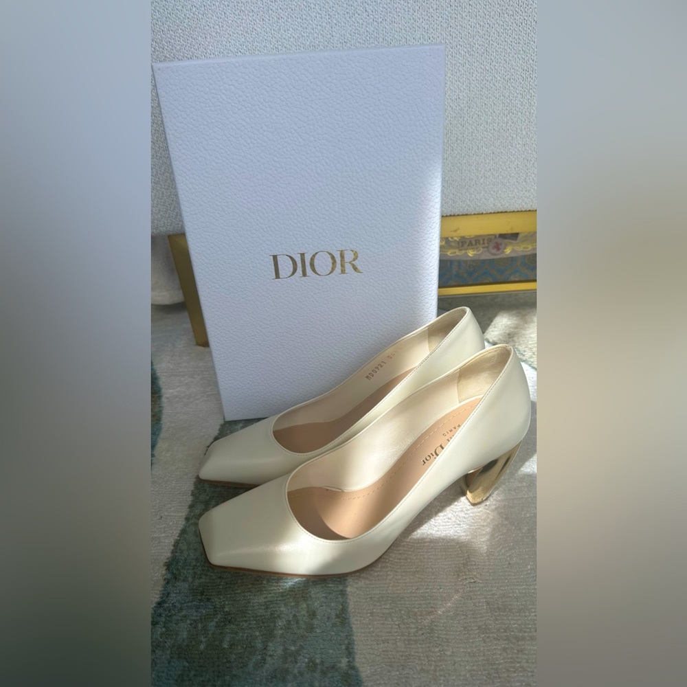 Authentic Christian Dior Rhodes Pumps
